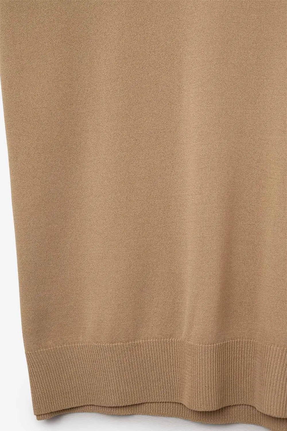 Camel lightweight knit V-neck sweater with short sleeves - One Size / Brown