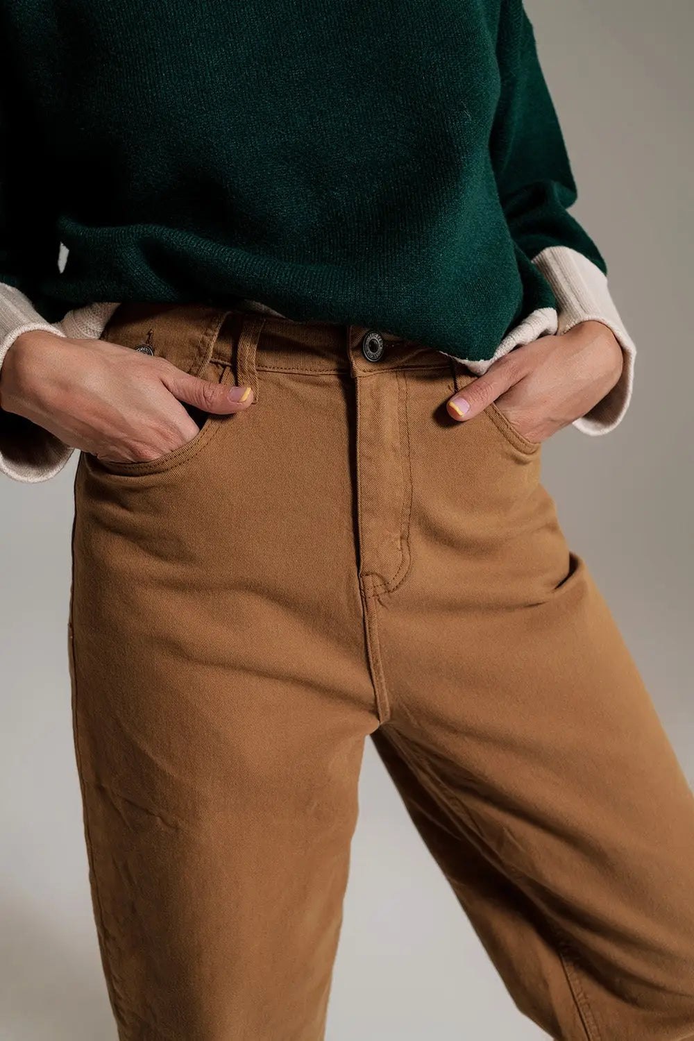 Camel relaxed pants with pocket detail at the waist - Jeans
