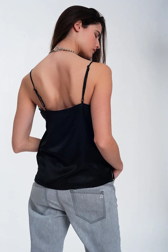 Caraco en satin avec empiècement en dentelle Noir - Tops