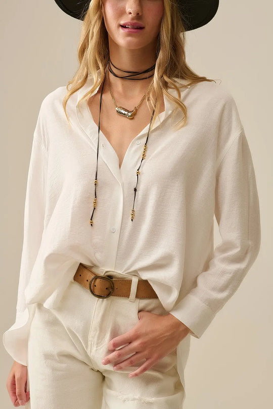 Chemise à coupe décontractée manches longues en blanc - Tee-Shirt