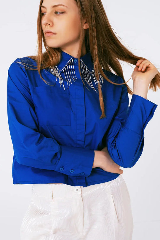 Chemise avec col à franges et strass en bleu - Tee-Shirt