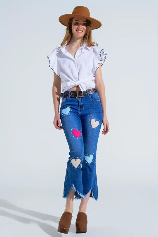 Chemise blanche à boutons avec col polo et manches à volants avec bordures noires - Tee-Shirt