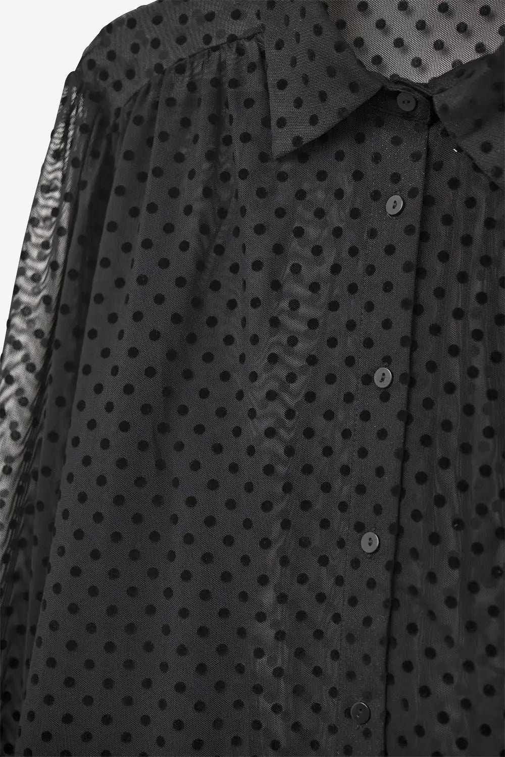 Chemise boutonnée à pois noire en mousseline de soie - Tee-Shirt