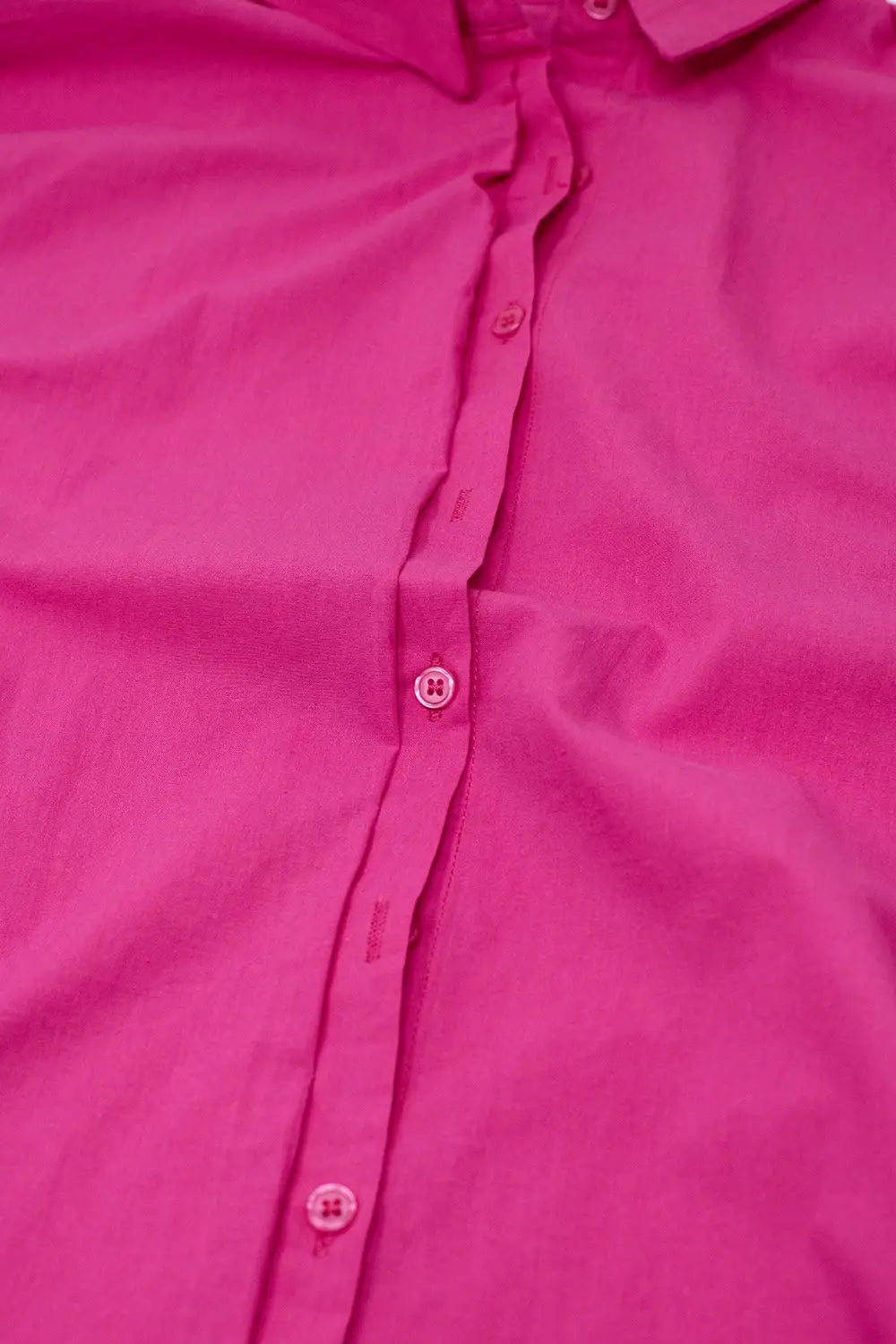 Chemise boutonnée décontractée à manches courtes en fuchsia - Tee-Shirt