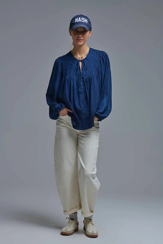 Chemise chic en satin bleu avec dentelle - Tops