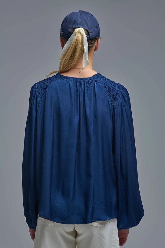 Chemise chic en satin bleu avec dentelle - Tops