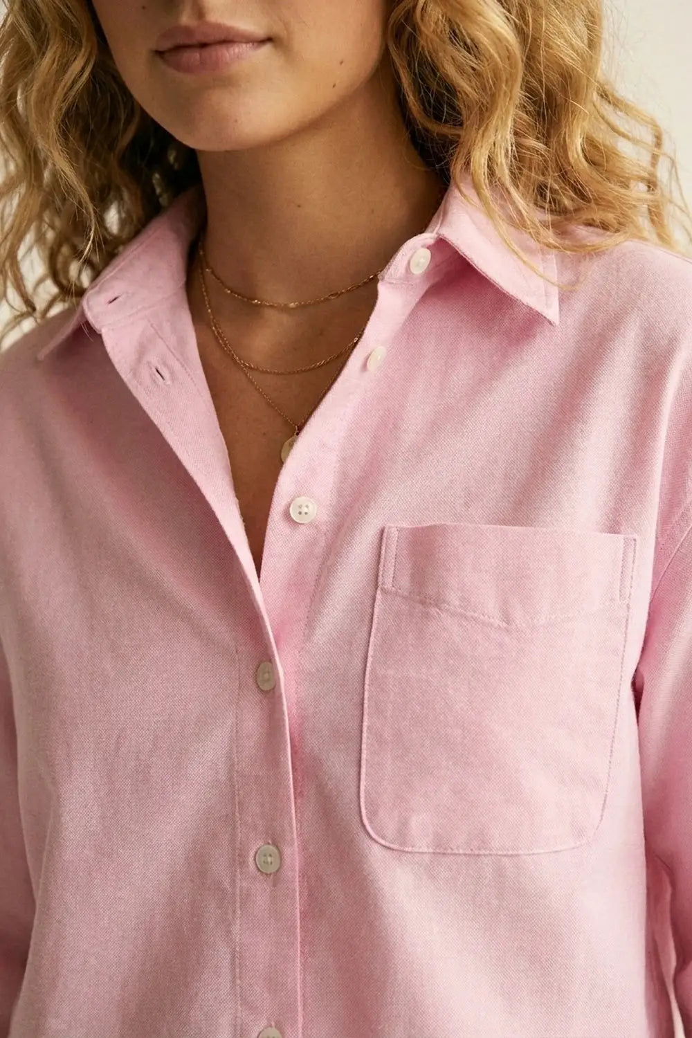 Chemise courte rose à boutons avec col - Tee-Shirt