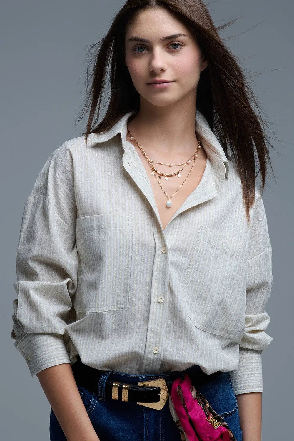 Q2 Chemise décontractée à rayures avec poches poitrine surdimensionnées