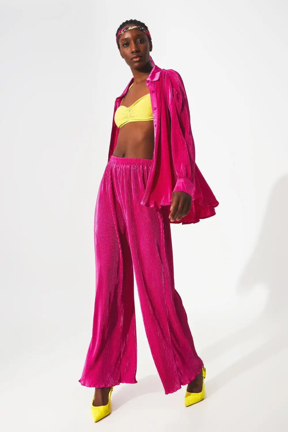 Chemise décontractée en satin plissé en fuchsia - Tee-Shirt