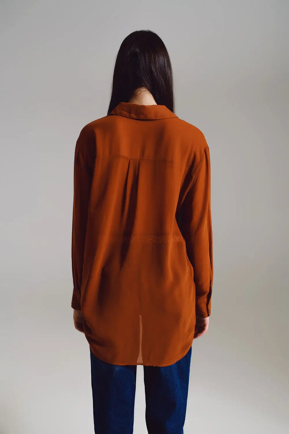 Chemise en mousseline de soie de couleur camel - Tee-Shirt