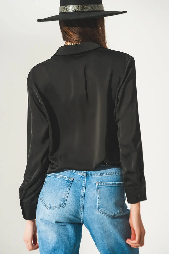Chemise en satin à col V noire - Tee-Shirt