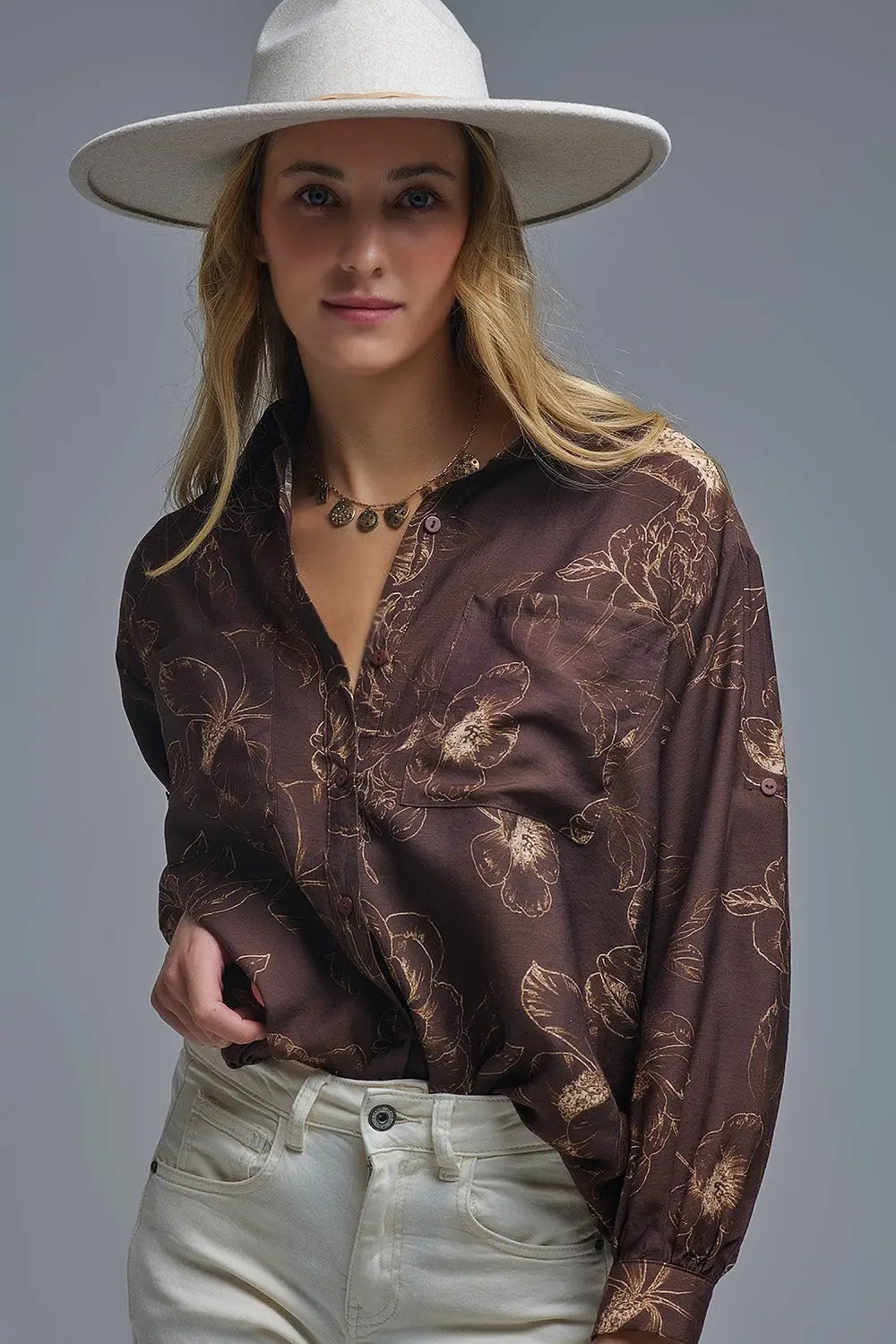 Q2 Chemise légère brune à imprimé floral automnal