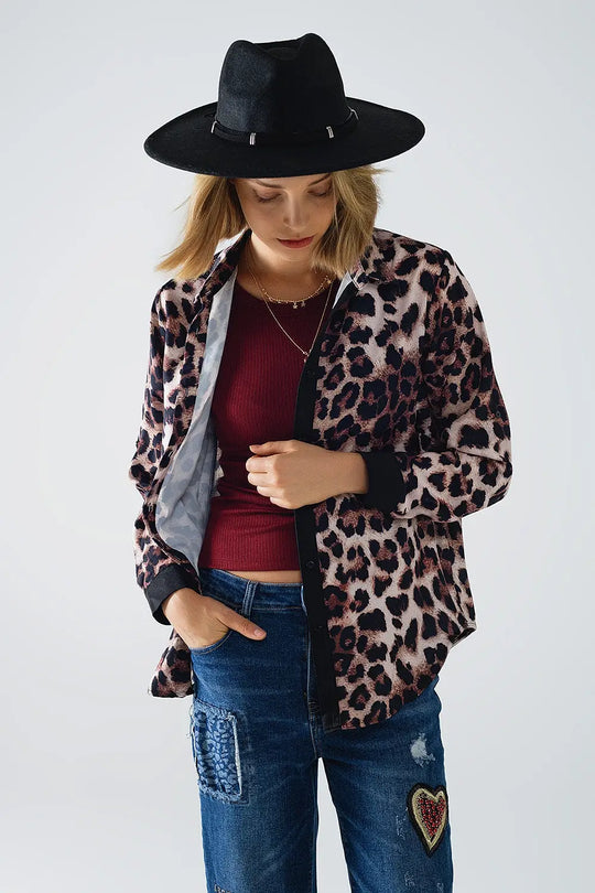 chemise léopard avec détails en satin noir - Tee-Shirt