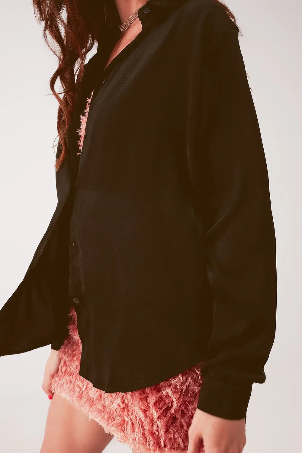 Chemise manches longues décontractée en satin noire - Tee-Shirt