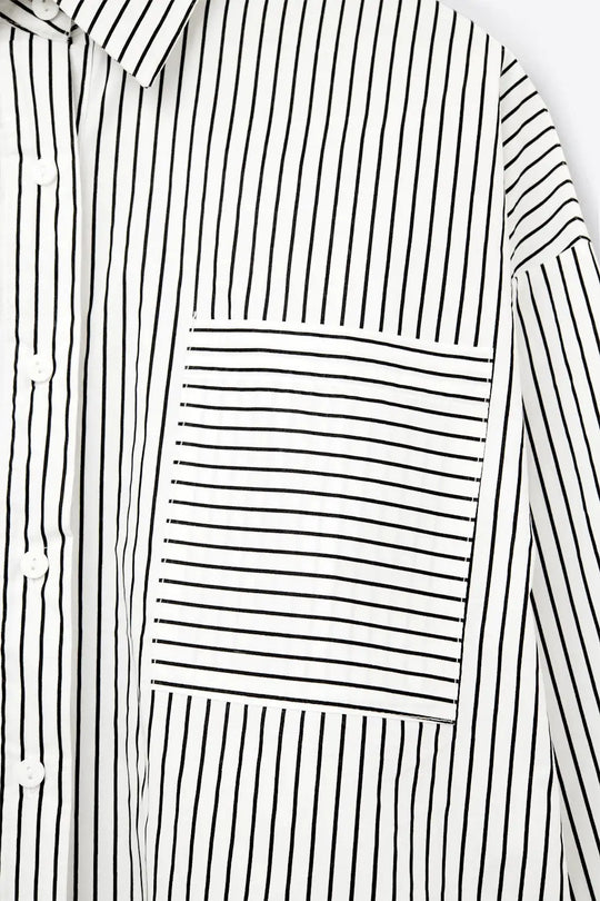 Chemise oversize à rayures et poche poitrine en noir et blanc - Tee-Shirt
