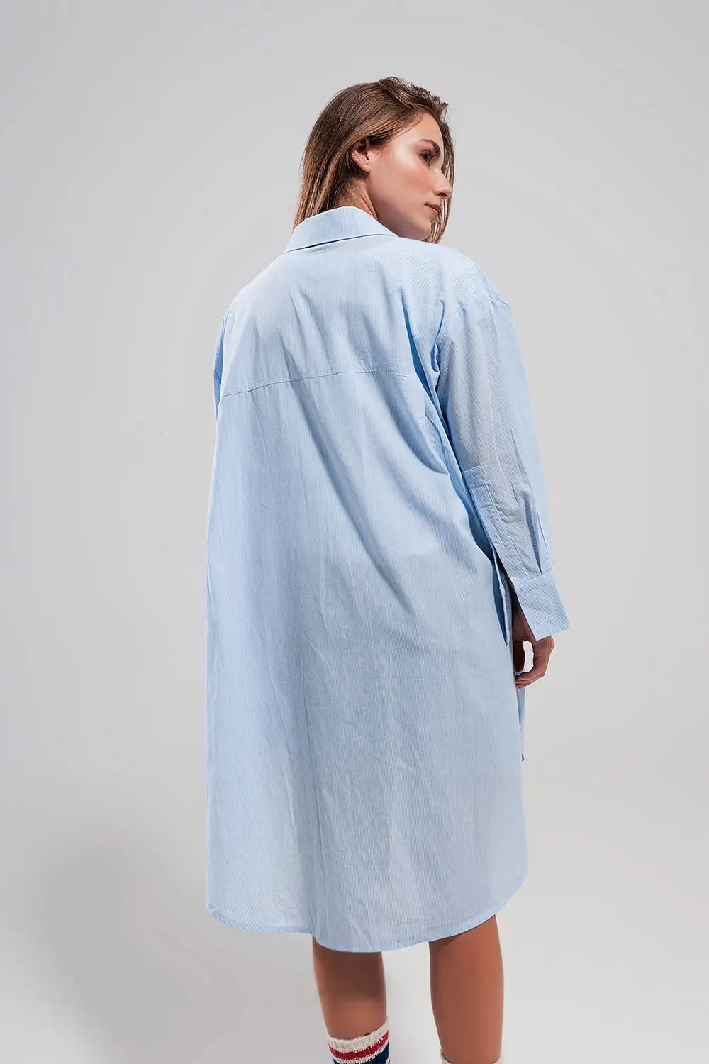 Chemise oversize en coton bleu clair - Tee-Shirt