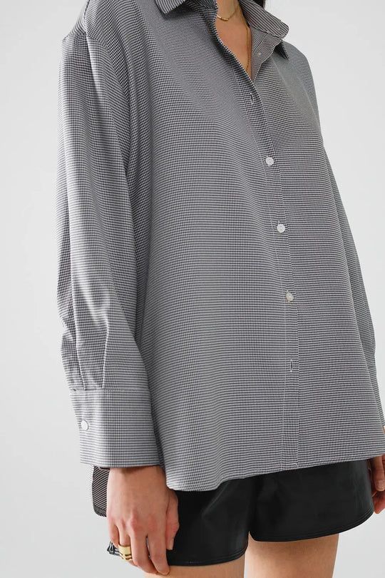 Chemise oversize en vichy avec nœud en noir et blanc - Tee-Shirt