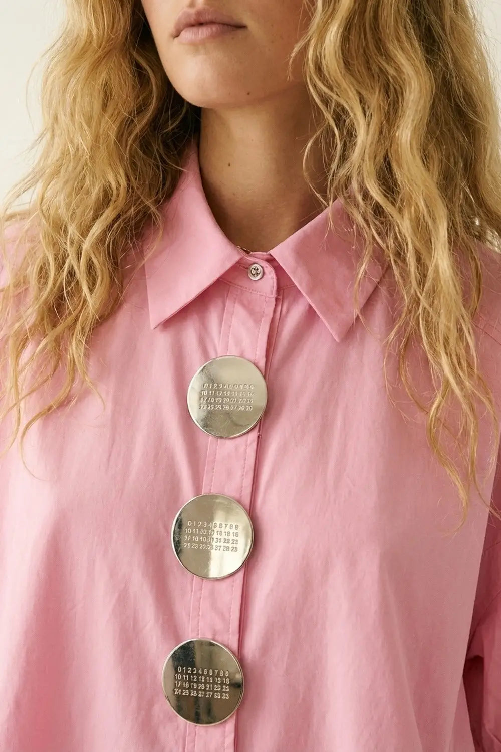 Chemise rose oversize à boutons argentés en popeline - One Size / rose - Tee-Shirt