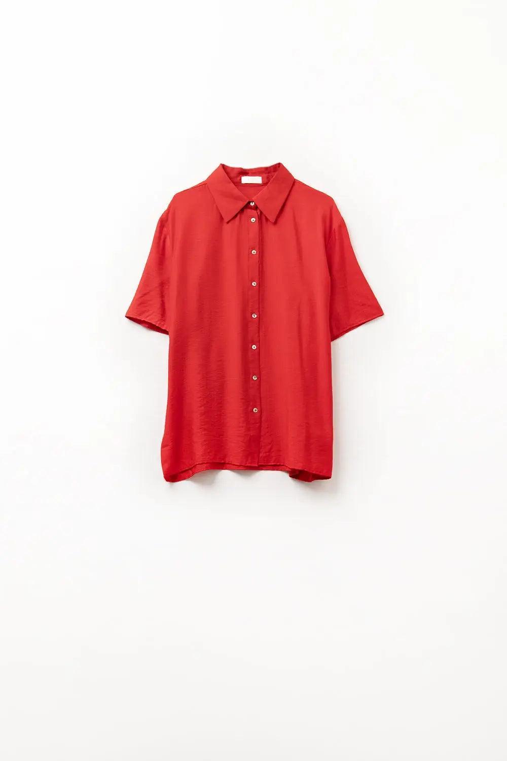 Chemise rouge à manches courtes et plis sur la manche - Tee-Shirt