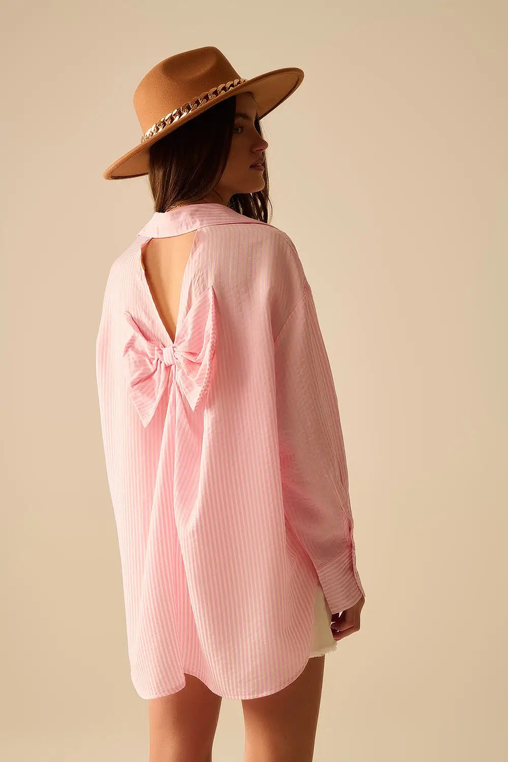 Q2 chemise surdimensionnée rose bébé avec nœud dans le dos