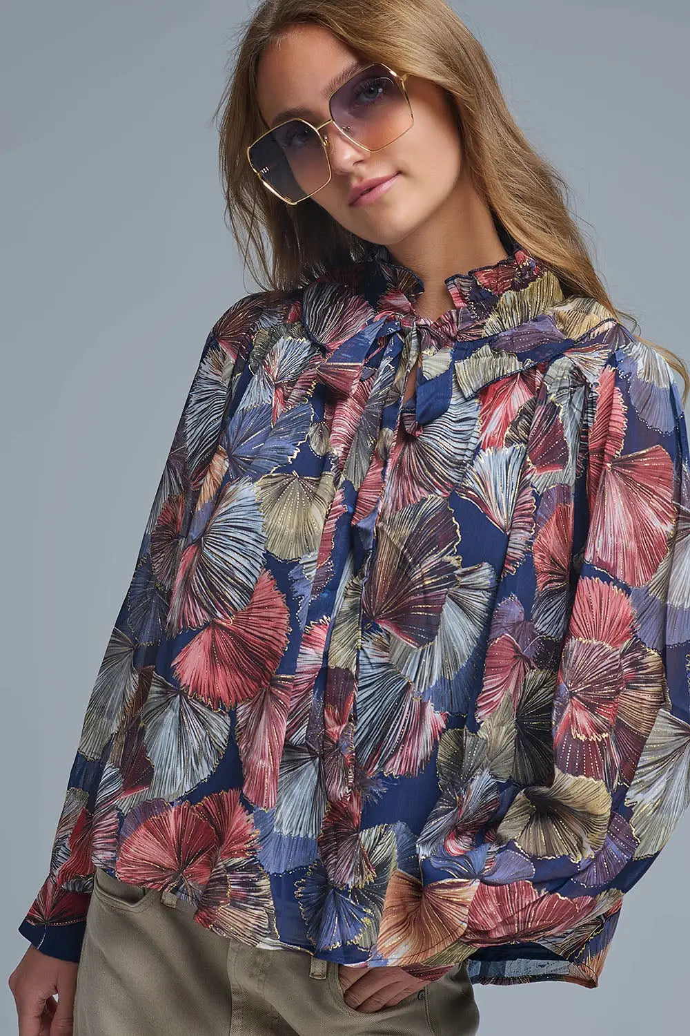 Q2 Chemisier à volants imprimé boho-chic imprimé palmiers métalliques