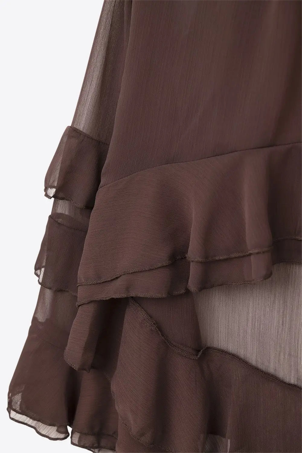 Chemisier en mousseline de soie à volants style cape de couleur marron - Tops