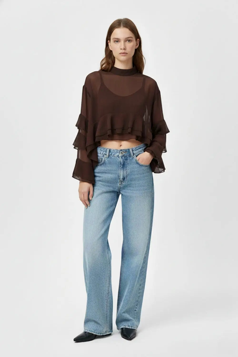 Chemisier en mousseline de soie à volants style cape de couleur marron - Tops