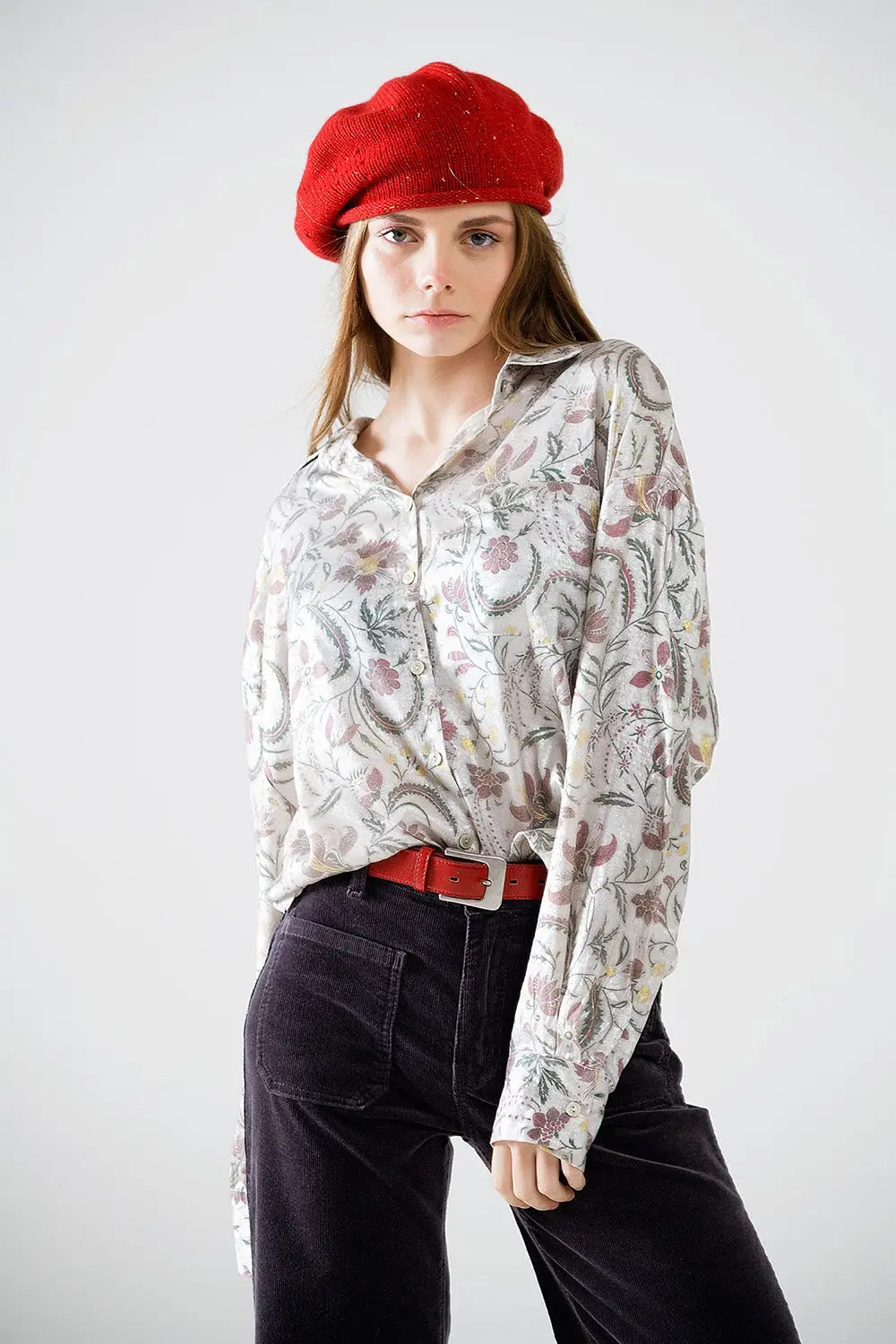 Q2 Chemisier en satin à imprimé floral en gris