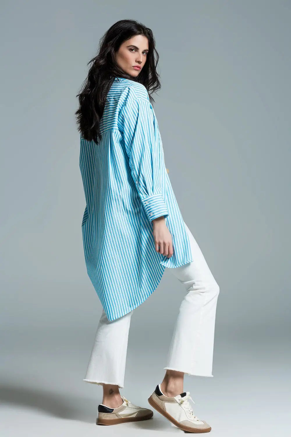 Chemisier oversize bleu clair à rayures blanches - Tee-Shirt