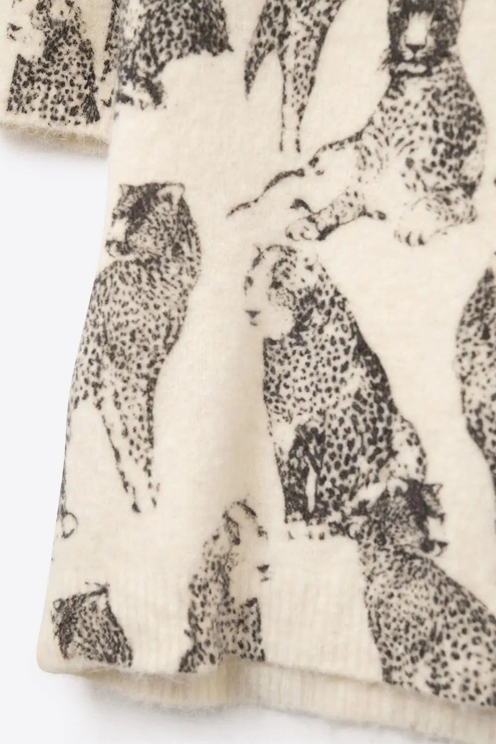Chic Cream Animal-Print Short-Sleeve Sweater - One Size / White - Sweaters