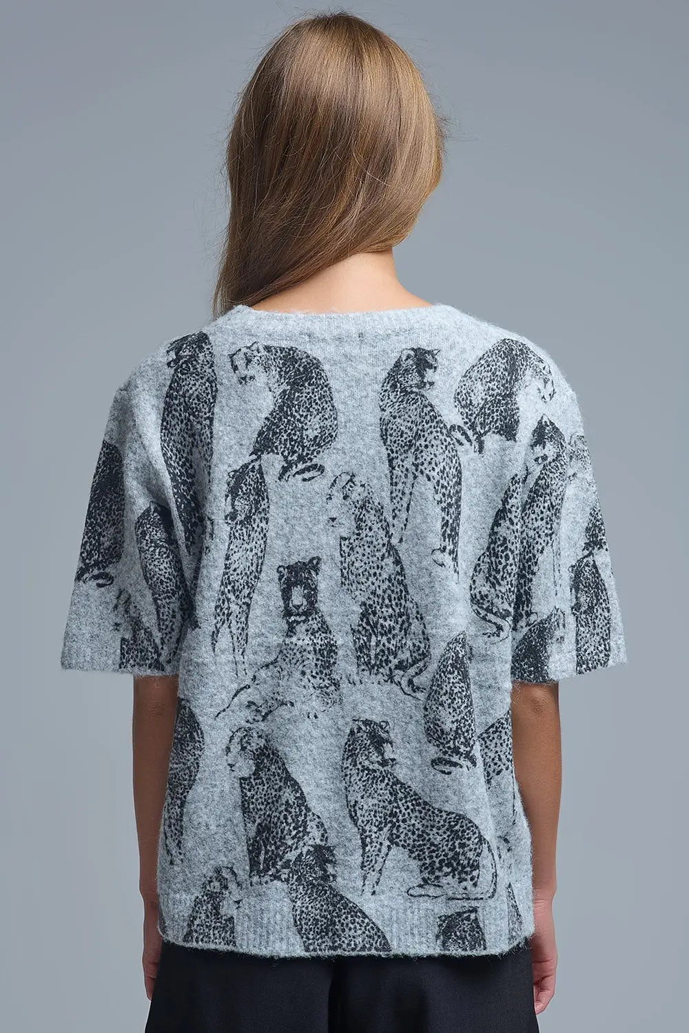 Chic Gray Animal-Print Short-Sleeve Sweater - One Size / Grey - Sweaters