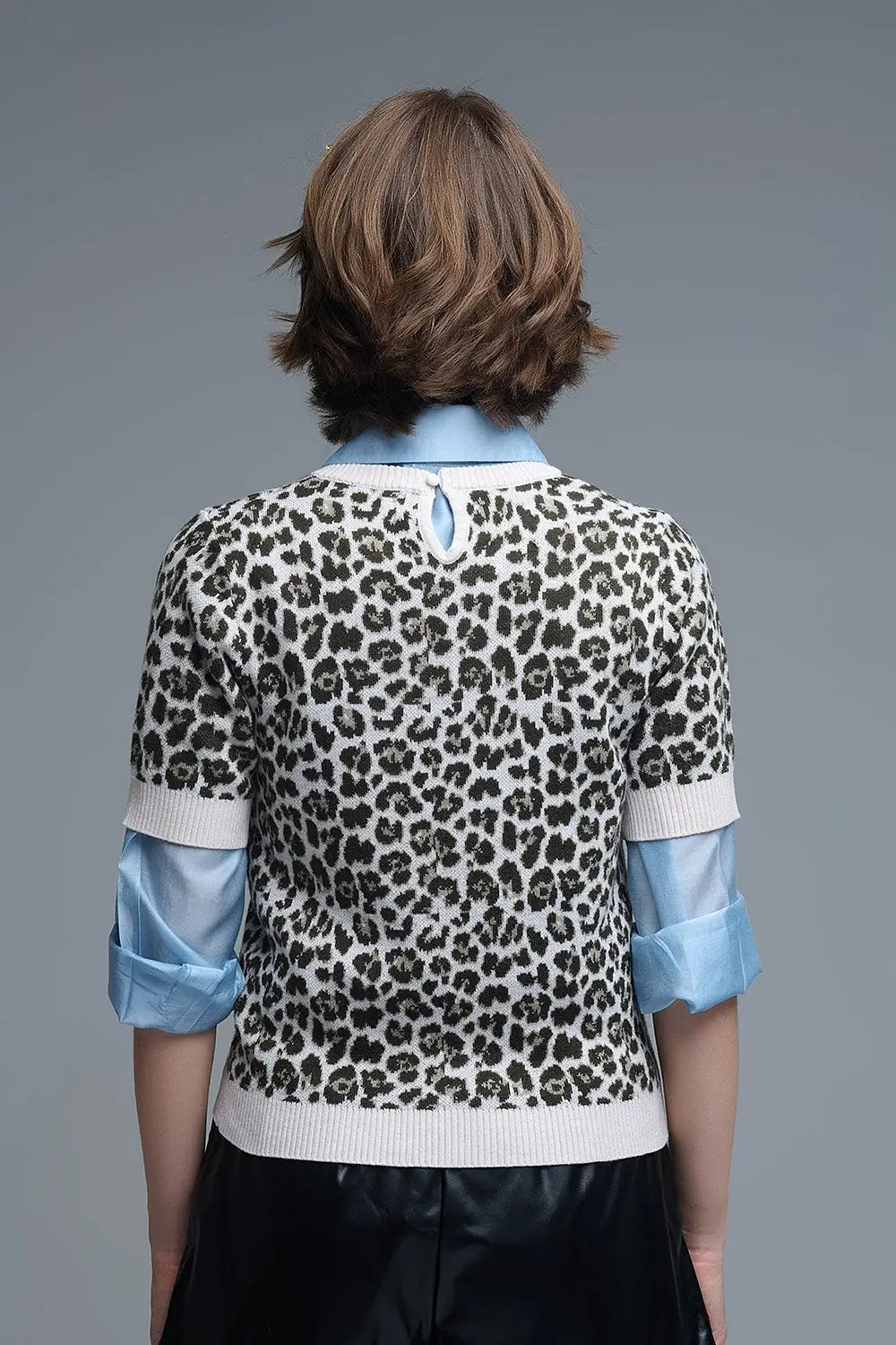 Chic Short Sleeve Leopard Print Sweater - Sweaters