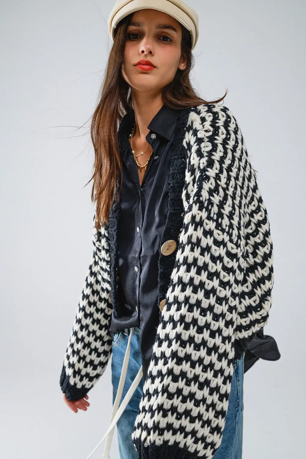 Chunky Checkered Cardigan With Big Wooden Buttons in Black and White - One Size / Black - Coats and Jackets