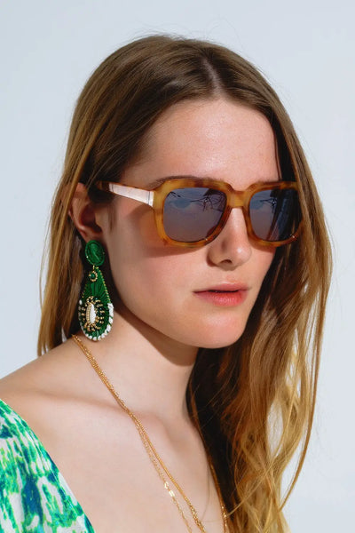 Chunky Square Sunglasses With Yellow Tinted Frame In Light Tortoise Shell - One Size / Beige