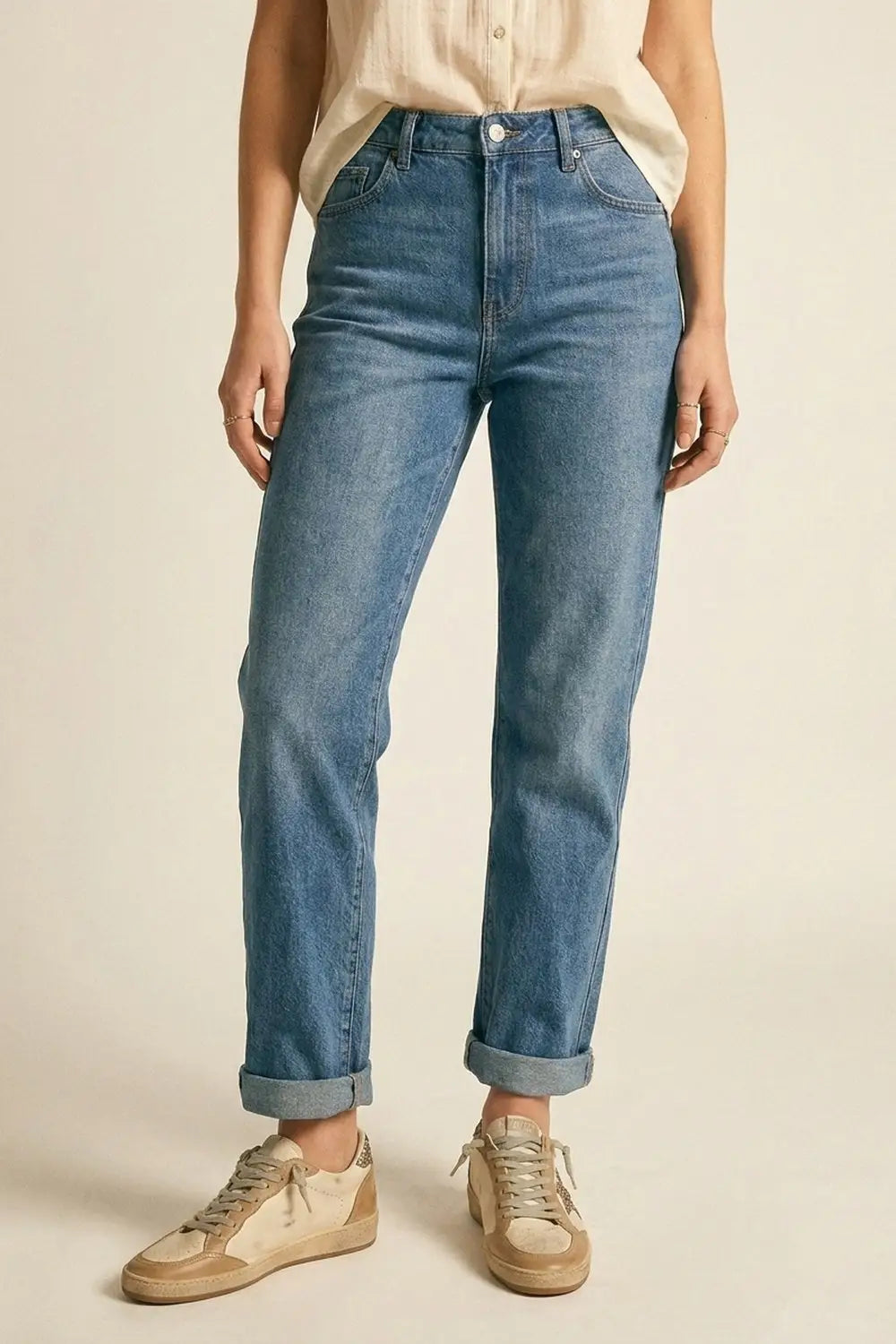Classic Blue Straight-Leg Denim Jeans with mid waist - Jeans
