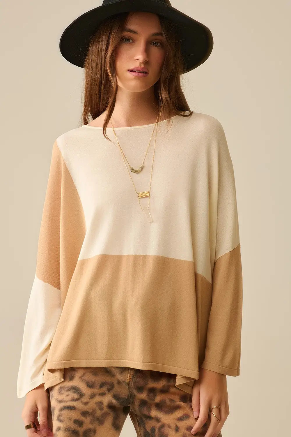 Color Block Bat Wing Sweater In White and camel - One Size / Brown - Sweaters