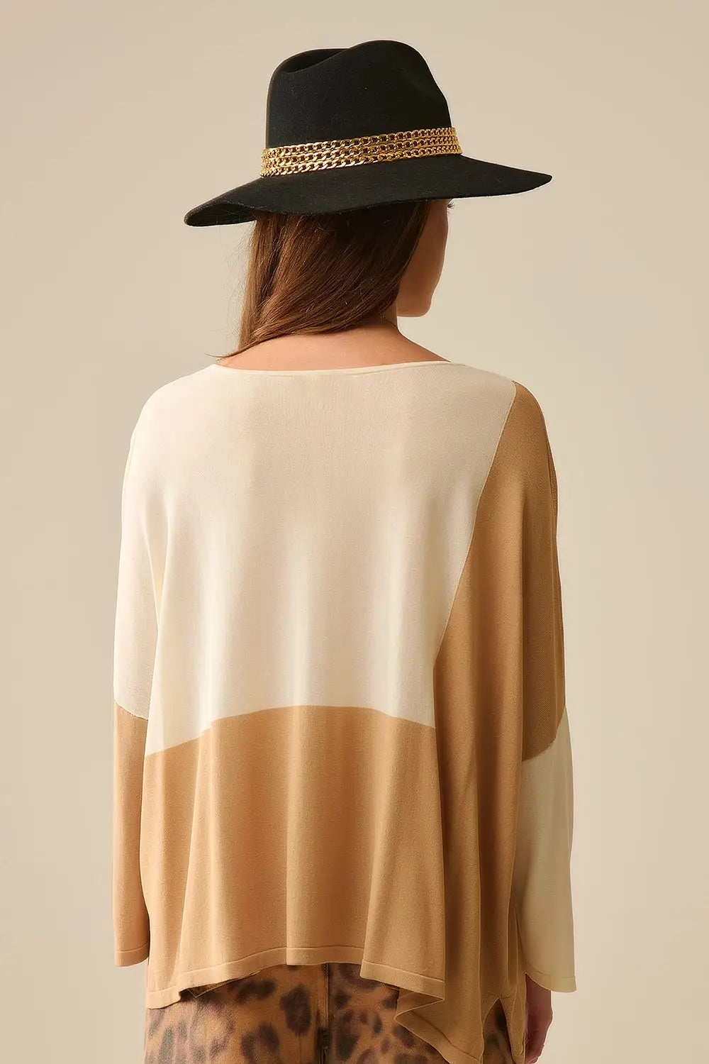 Color Block Bat Wing Sweater In White and camel - One Size / Brown - Sweaters