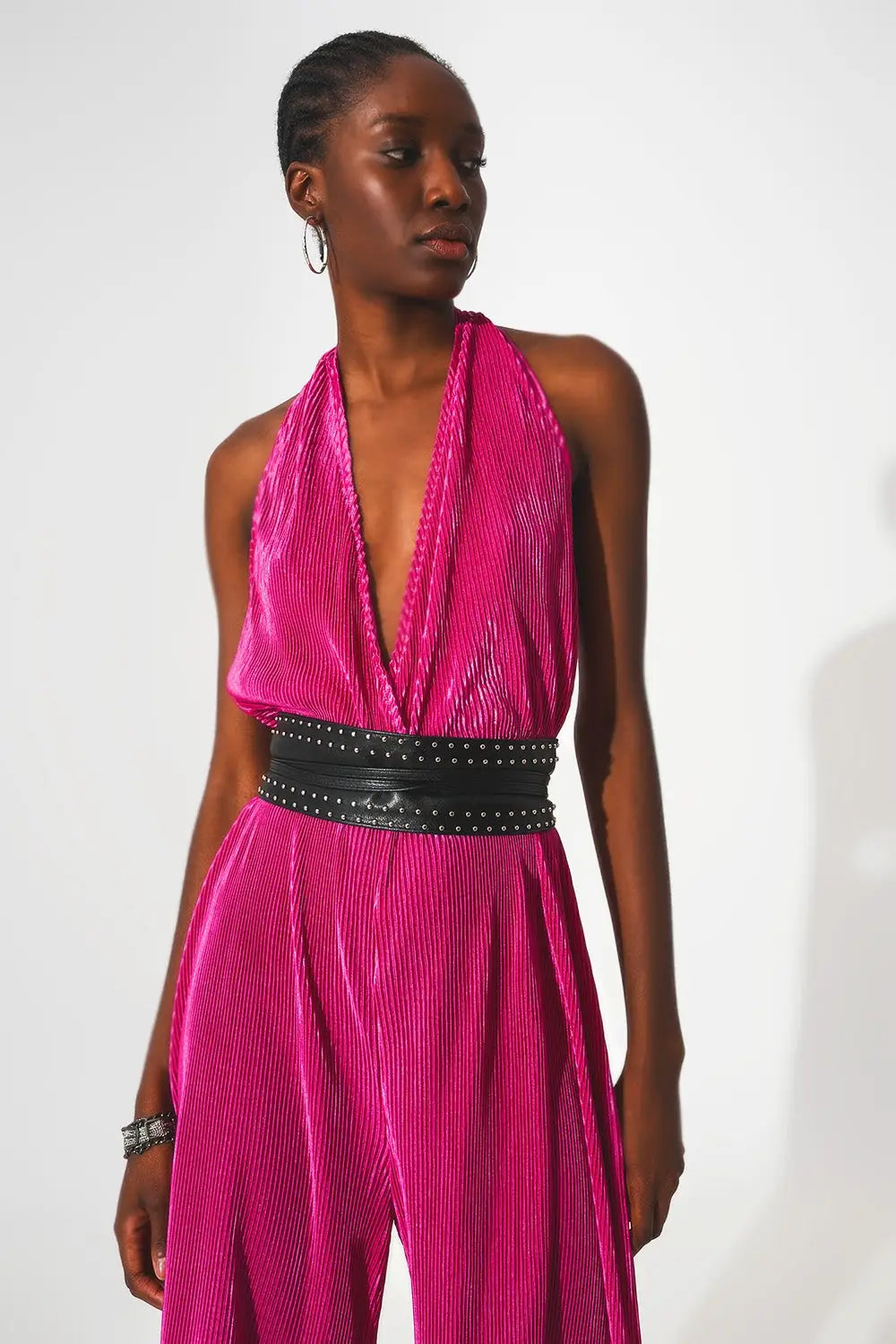 Combinaison longue dos-nu plissée en satin fuchsia - Vestidos
