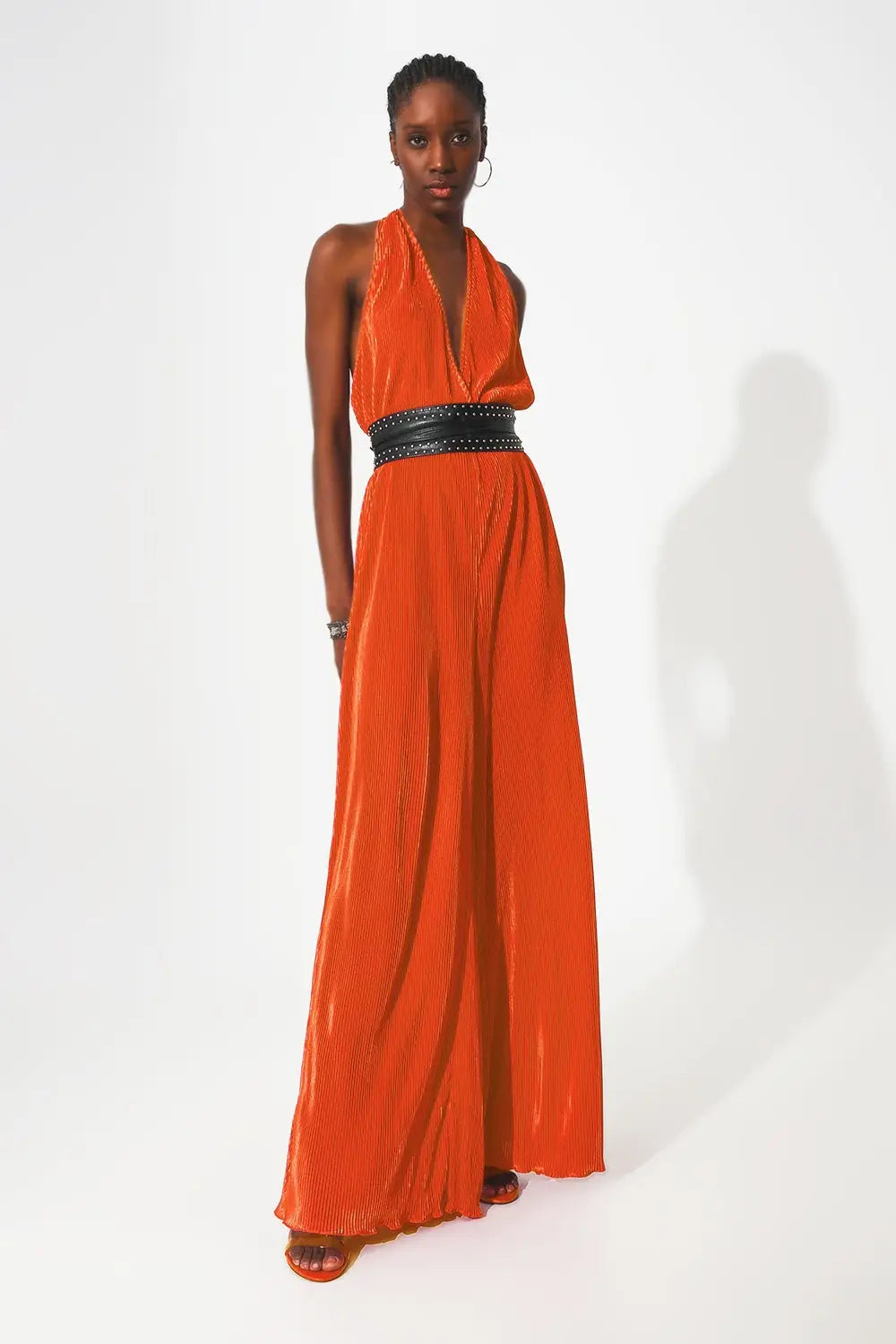 Combinaison longue dos-nu plissée en satin orange - Vestidos