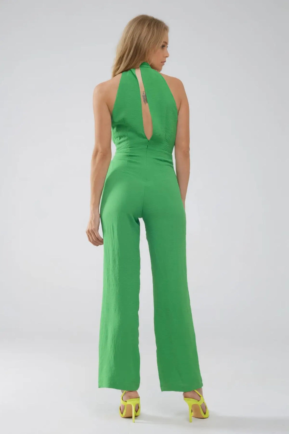 Combinaison verte avec encolure dos nu croisée - Vestidos