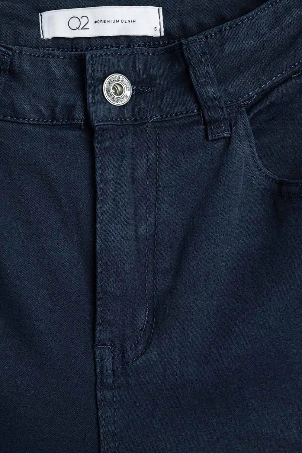 Comfortable stretch jeans with barrel leg in navy - Jeans