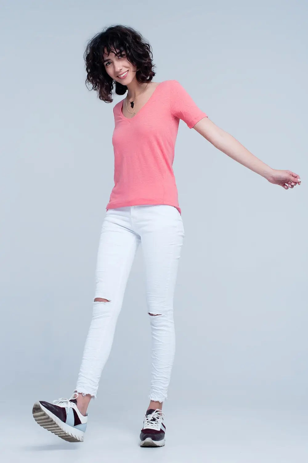 Coral t-shirt with v-neck - Tops
