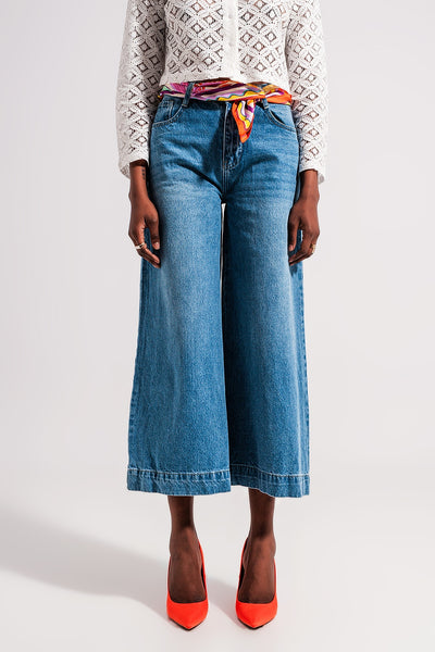 Cotton high waist cropped jeans in mid wash 90s blue