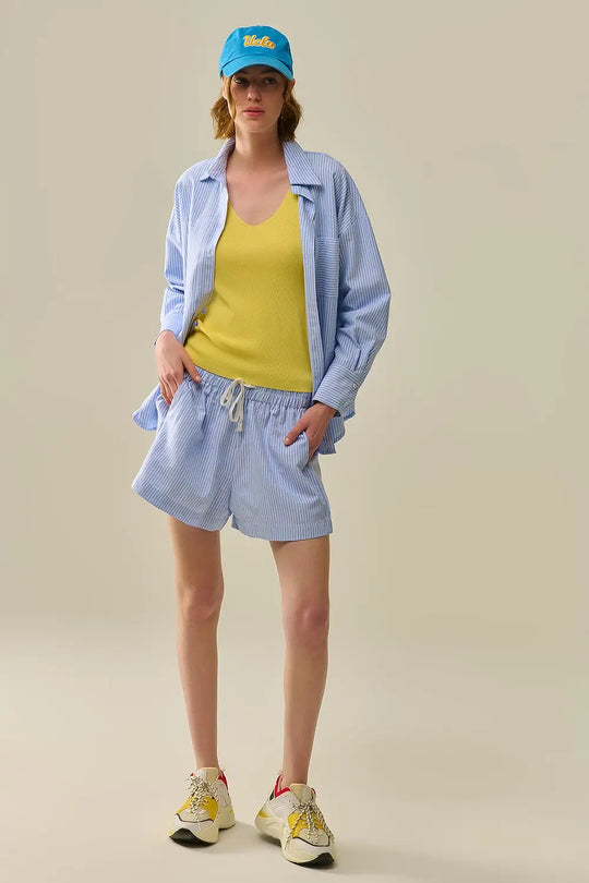 Court avec rayures et cordons à la taille - Pantalons