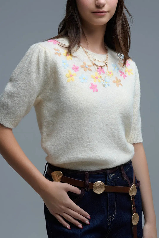 Q2 Cream chunky knit short-sleeved sweater with pastel-colored embroidered flowers