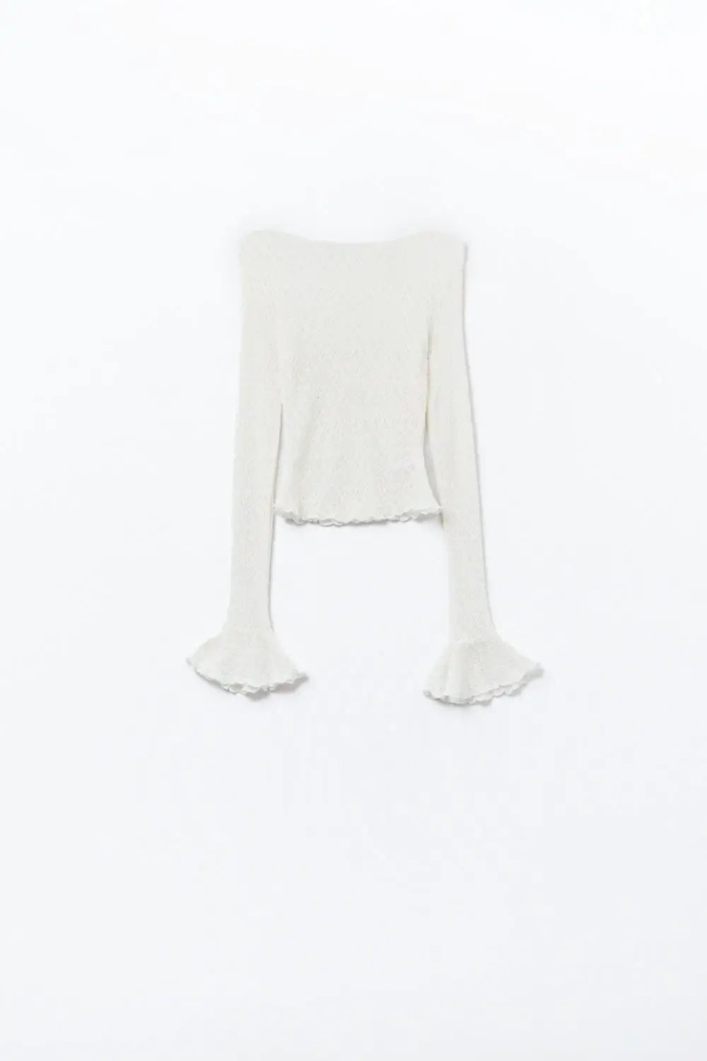 Q2 cream flared long sleeve t-shirt in lace fabric