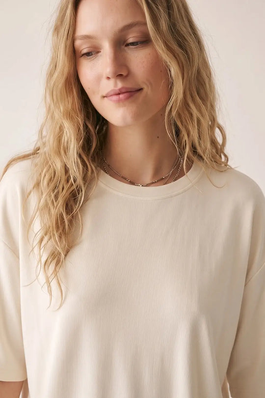 Cream Relaxed Fit Short Sleeve sweatshirt with Crewneck - One Size / White - Sweaters