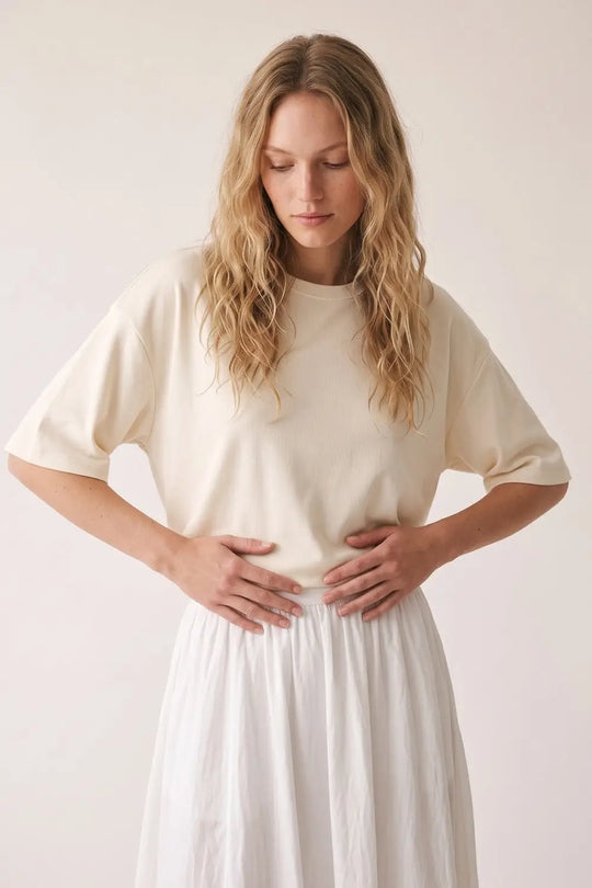 Cream Relaxed Fit Short Sleeve sweatshirt with Crewneck - One Size / White - Sweaters