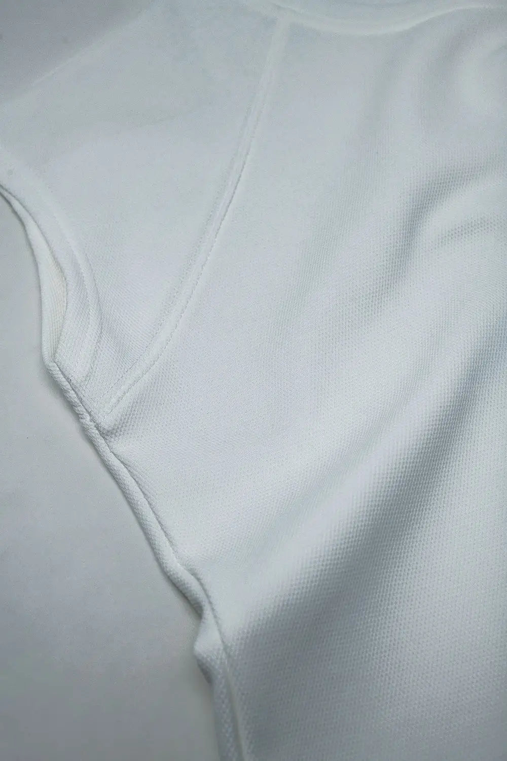 Crew Neck T-shirt with Love Logo on Chest in White piqué point - Tops