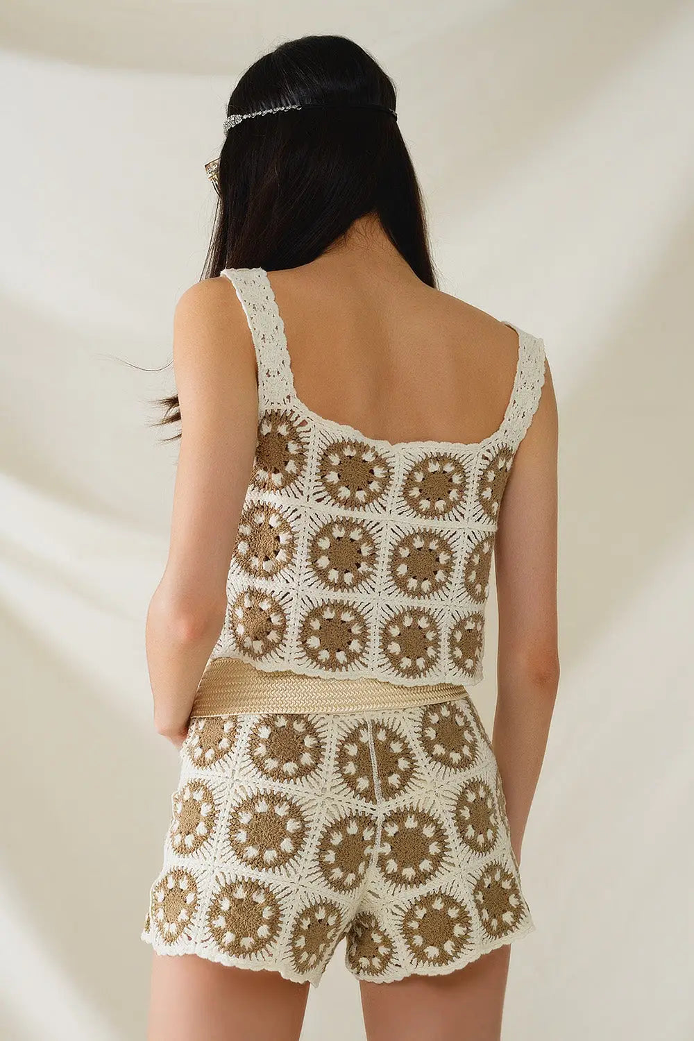Crochet Crop Top With Circle Pattern in Beige - Tops